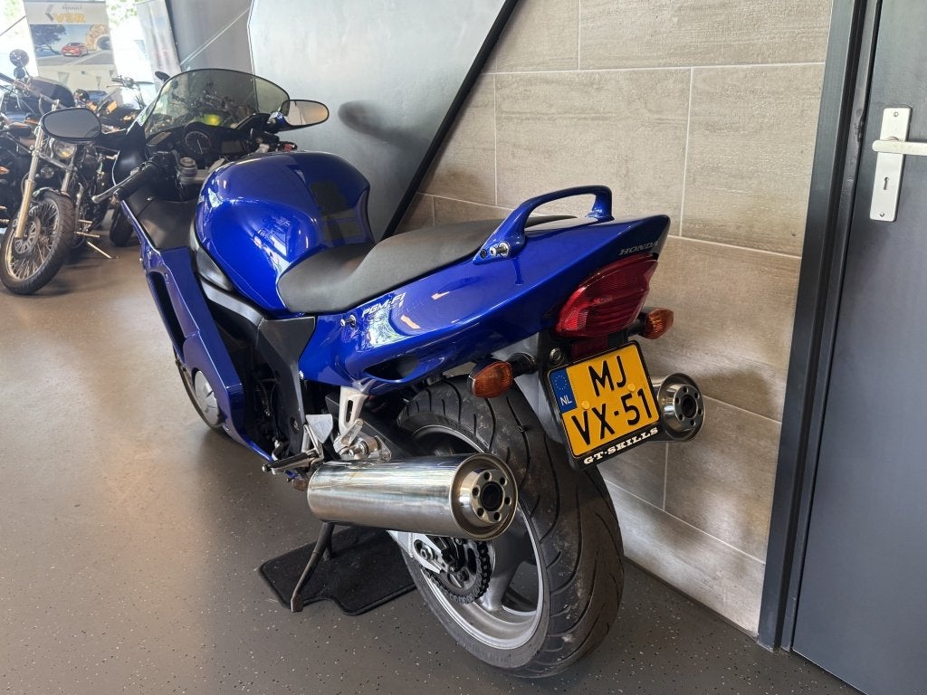 Honda Sport CBR 1100XX S Blackb. (bj 2004), Motoren, Honda, 1137 cc, Bedrijf, Geen email te vinden