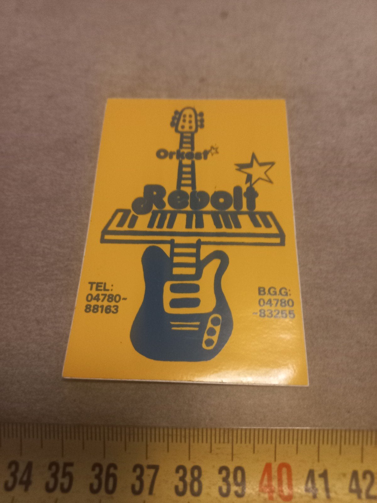 Vintage Orkest Revolt Sticker - Muziek memorabilia, Verzamelen, Ophalen of Verzenden