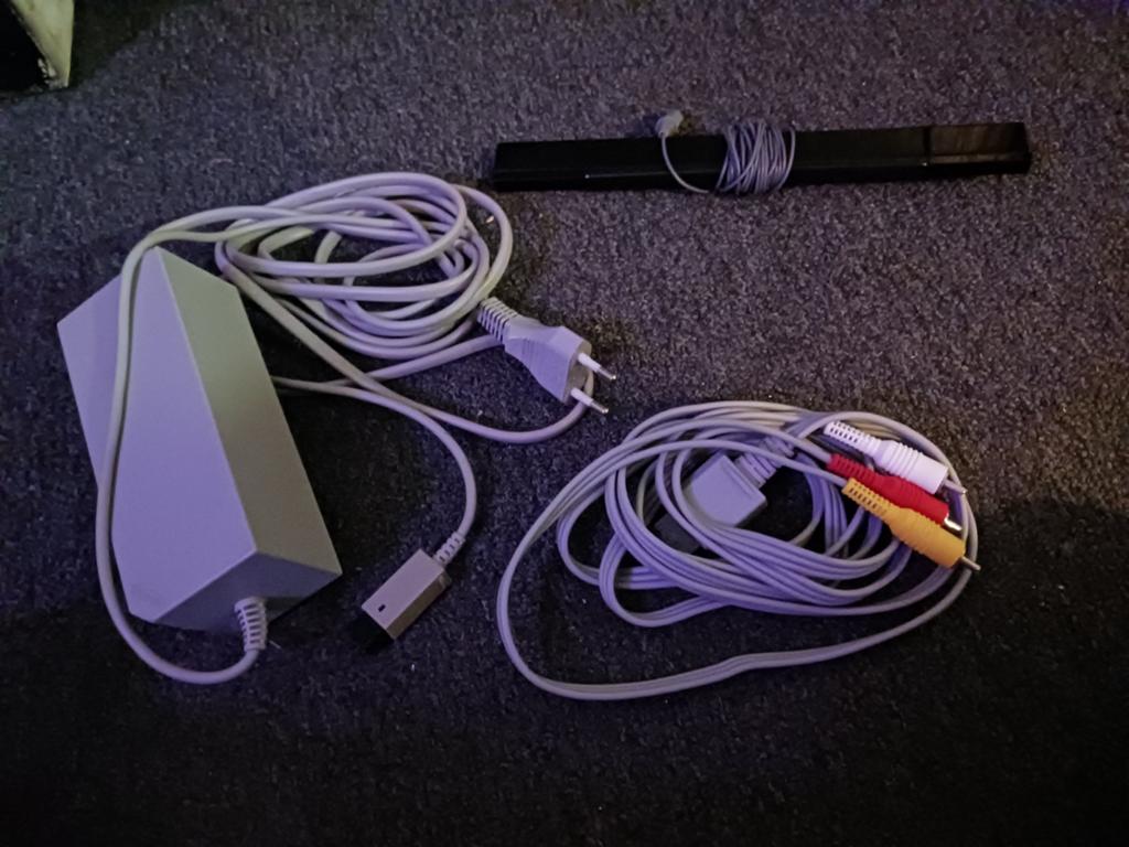 Nintendo wii kabels € 12,50 per set origineel, Spelcomputers en Games, Games | Nintendo Wii, Gebruikt, Ophalen of Verzenden