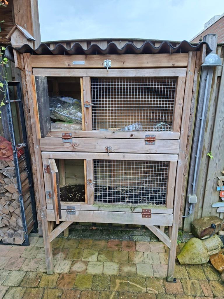 Mooi groot dubbel konijnenhok, Dieren en Toebehoren, Knaagdieren en Konijnen | Hokken en Kooien, Ophalen, 110 cm of meer, Zo goed als nieuw