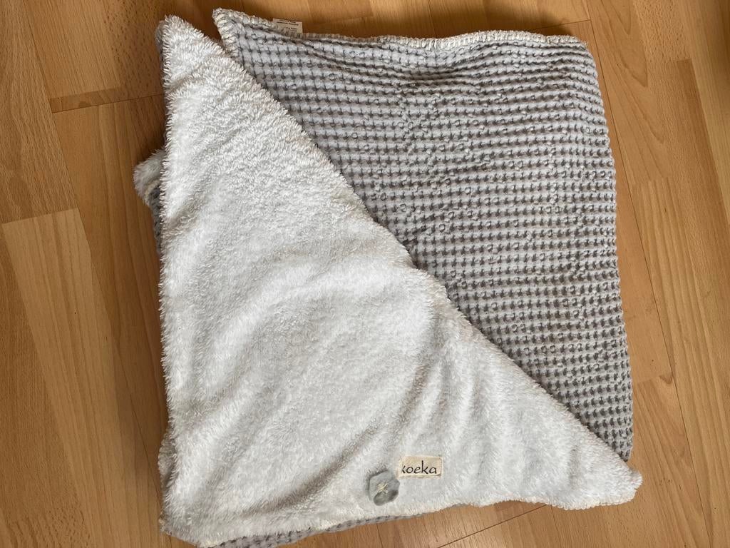Koeka deken ledikant grijze wafel witte teddy, Ophalen of Verzenden, Zo goed als nieuw, 100 cm of meer, Deken