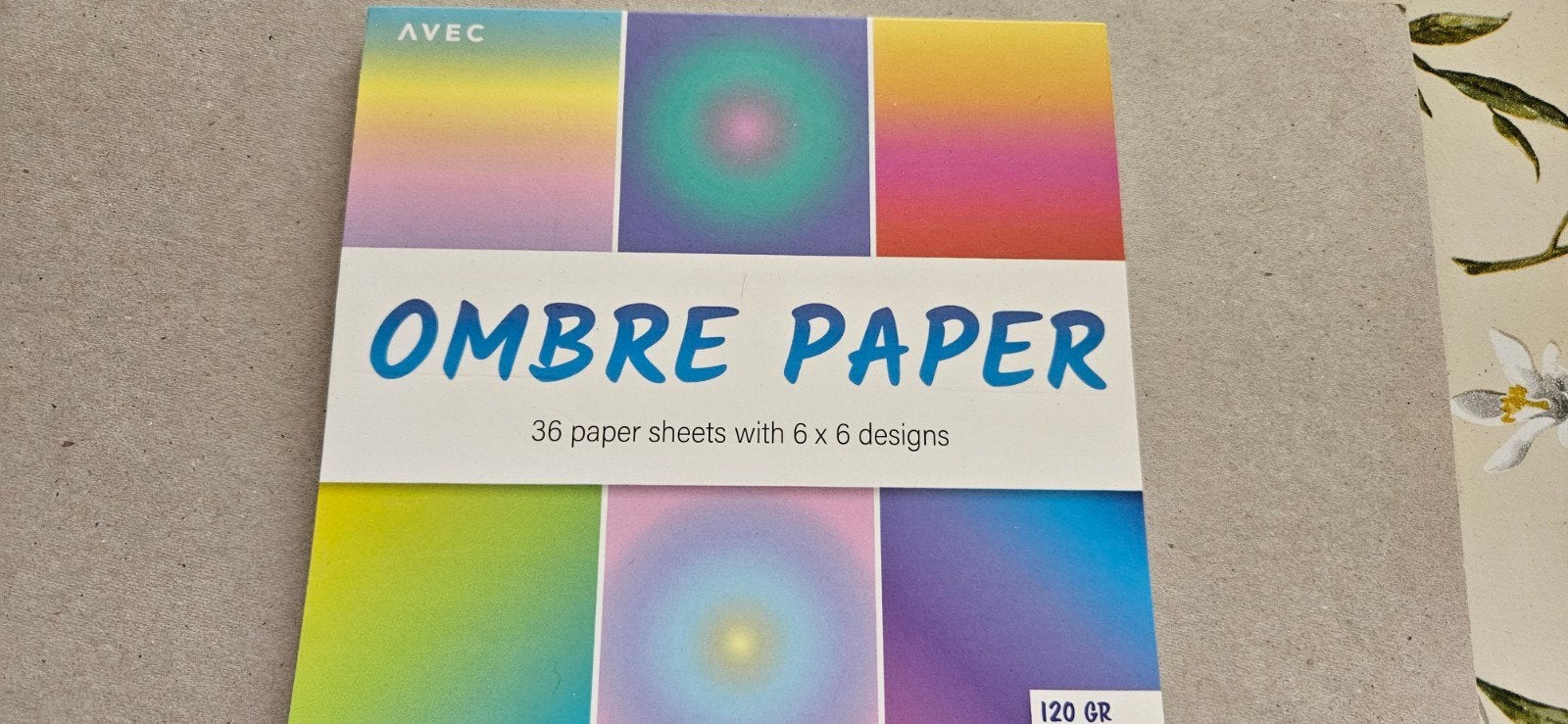 Avec Papierblokje Ombré paper 120 grams 15 x 15 cm, Hobby en Vrije tijd, Overige thema's, Nieuw, Meerkleurig, Ophalen of Verzenden