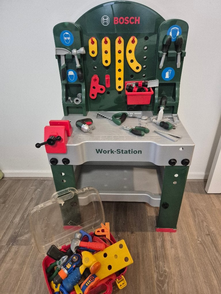 Bosch Work-Station Speelgoed Werkbank met Gereedschap, Ophalen of Verzenden, Zo goed als nieuw