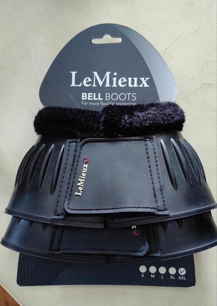 Nieuwe springschoenen maat XXL, Dieren en Toebehoren, Ophalen, Nieuw