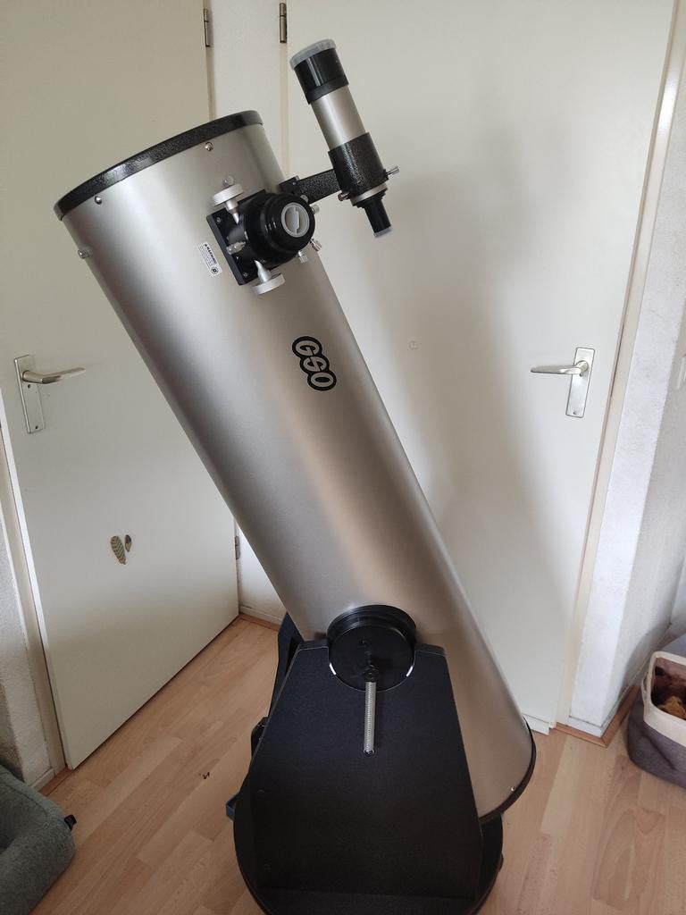 GSO 10" Dobsonian telescoop met accessoires, Audio, Tv en Foto, Optische apparatuur | Telescopen, Ophalen, 200 mm of meer, Met statief