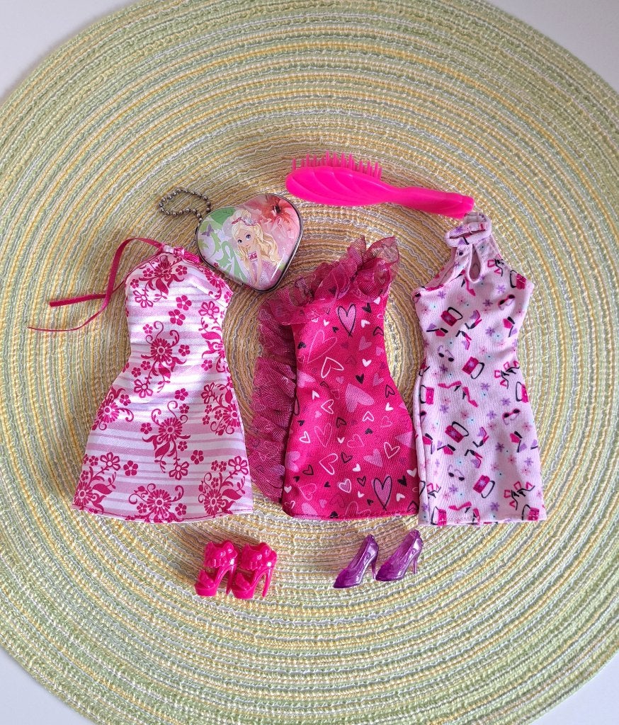 Barbie - kledingsetje roze - Mattel, Ophalen of Verzenden, Gebruikt, Barbie