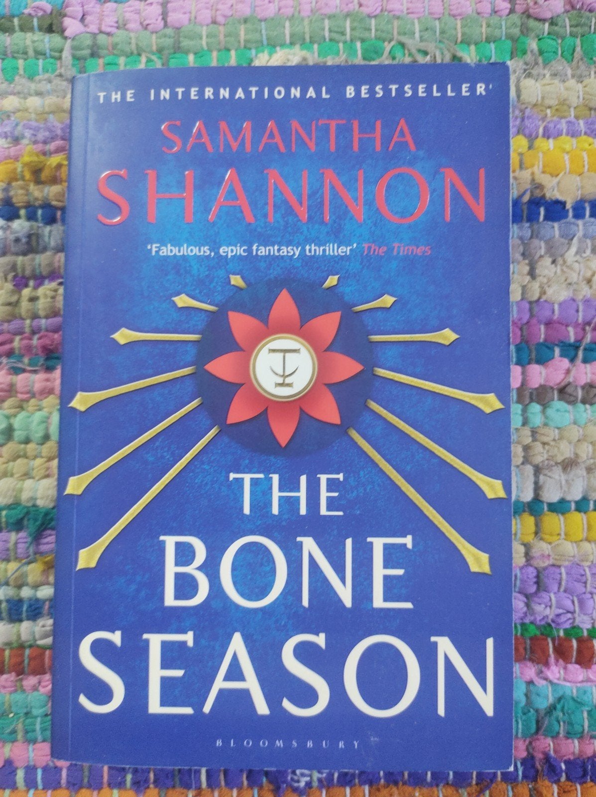 The Bone Season - Samantha Shannon (Engels), Ophalen of Verzenden, Gelezen