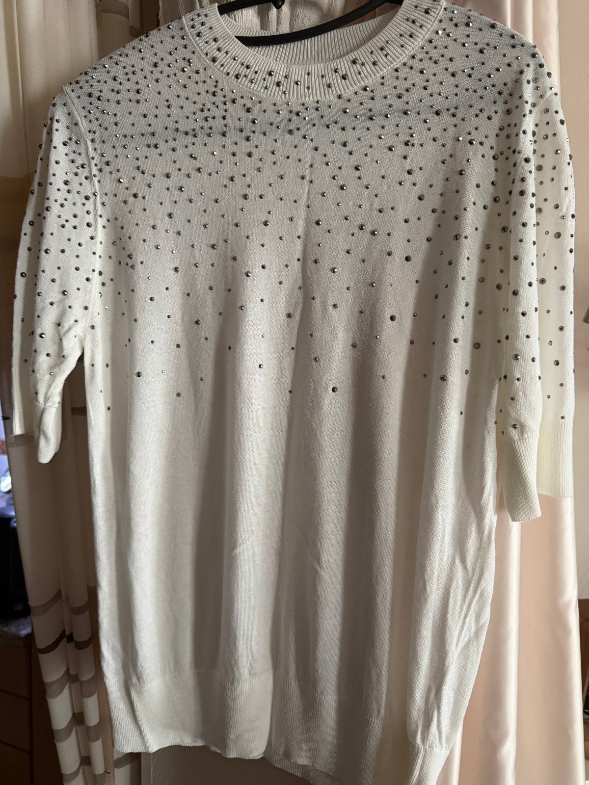 Wit truitje met strass steentjes, Ophalen of Verzenden, Zo goed als nieuw, Maat 38/40 (M), Wit