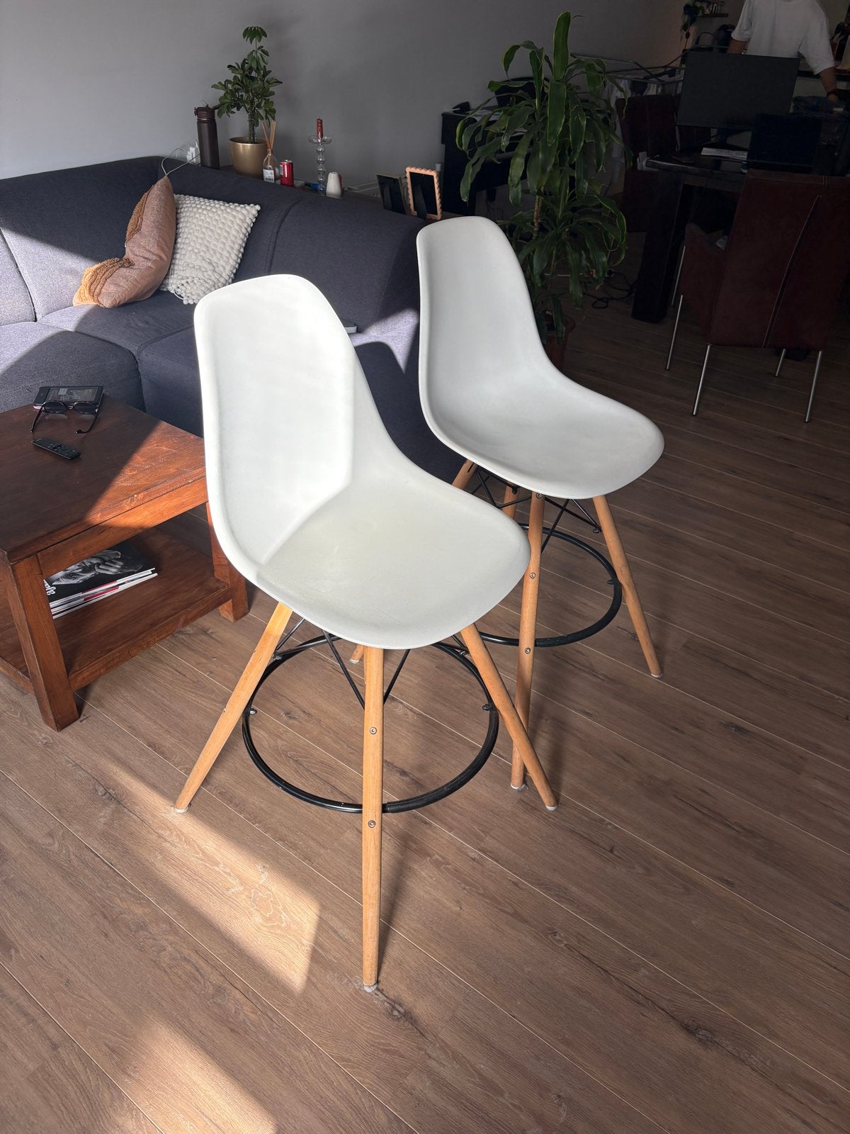 Set van 2 barkrukken met houten poten, Huis en Inrichting, Ophalen, Gebruikt, Met voetsteun, 90 cm of meer