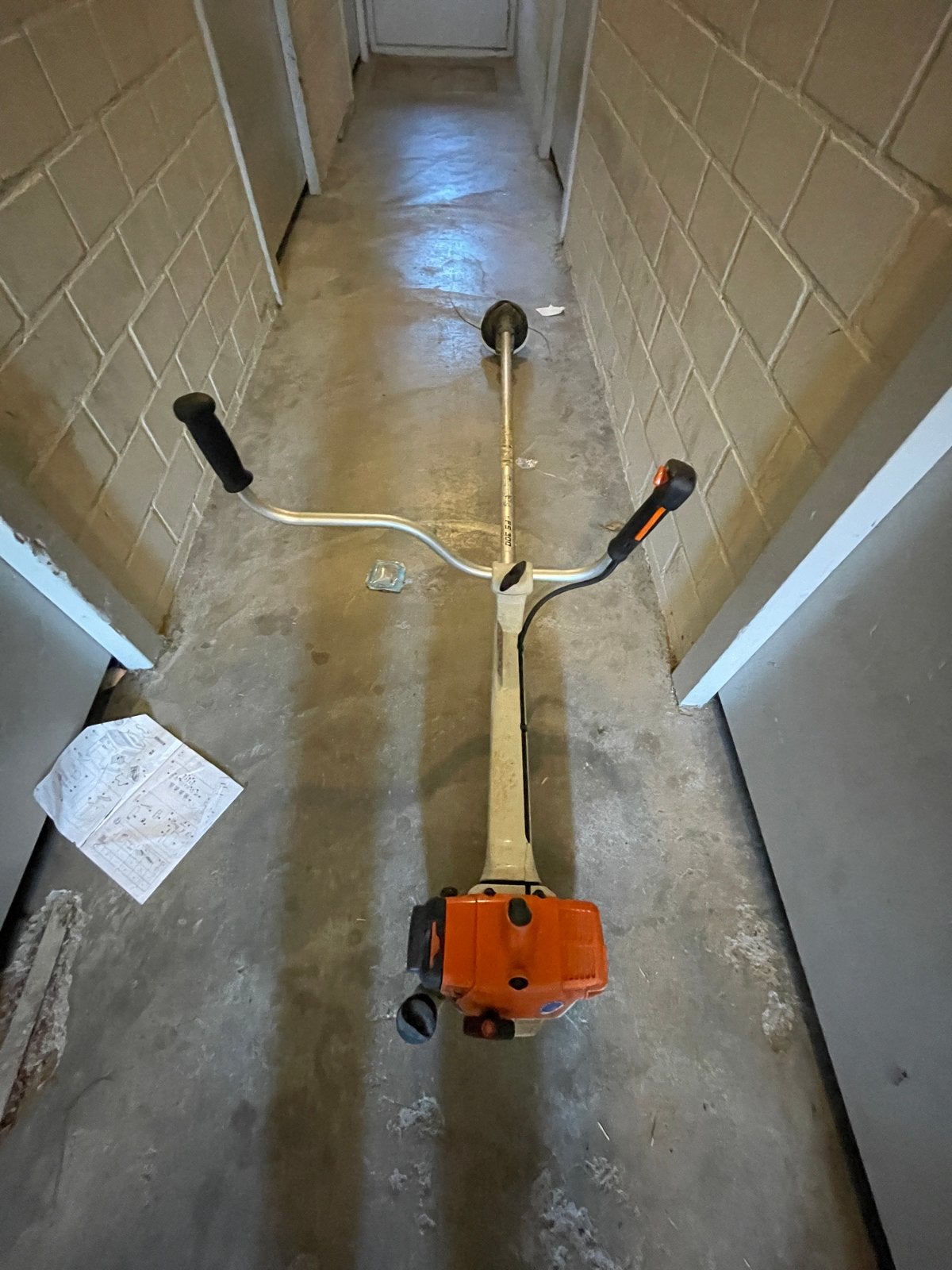 Stihl bosmaaier - Krachtige benzine grastrimmer, Ophalen, Gebruikt, 30 tot 50 cm, Benzine