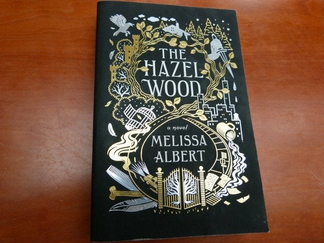The Hazel Wood A Novel / Melissa Albert, Ophalen of Verzenden, Zo goed als nieuw, Melissa Albert, Fictie