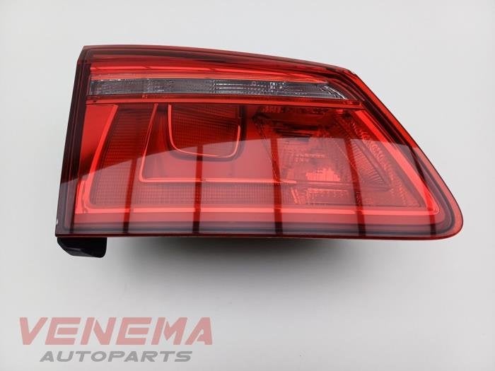Achterlicht links van een Volkswagen Golf Sportsvan, Auto-onderdelen, Gebruikt, -, Volkswagen, -