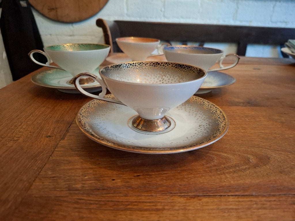 Vintage Thee kopjes Edelstein bavaria 60e jr, Ophalen of Verzenden, Zo goed als nieuw, Porselein, Kop en/of schotel