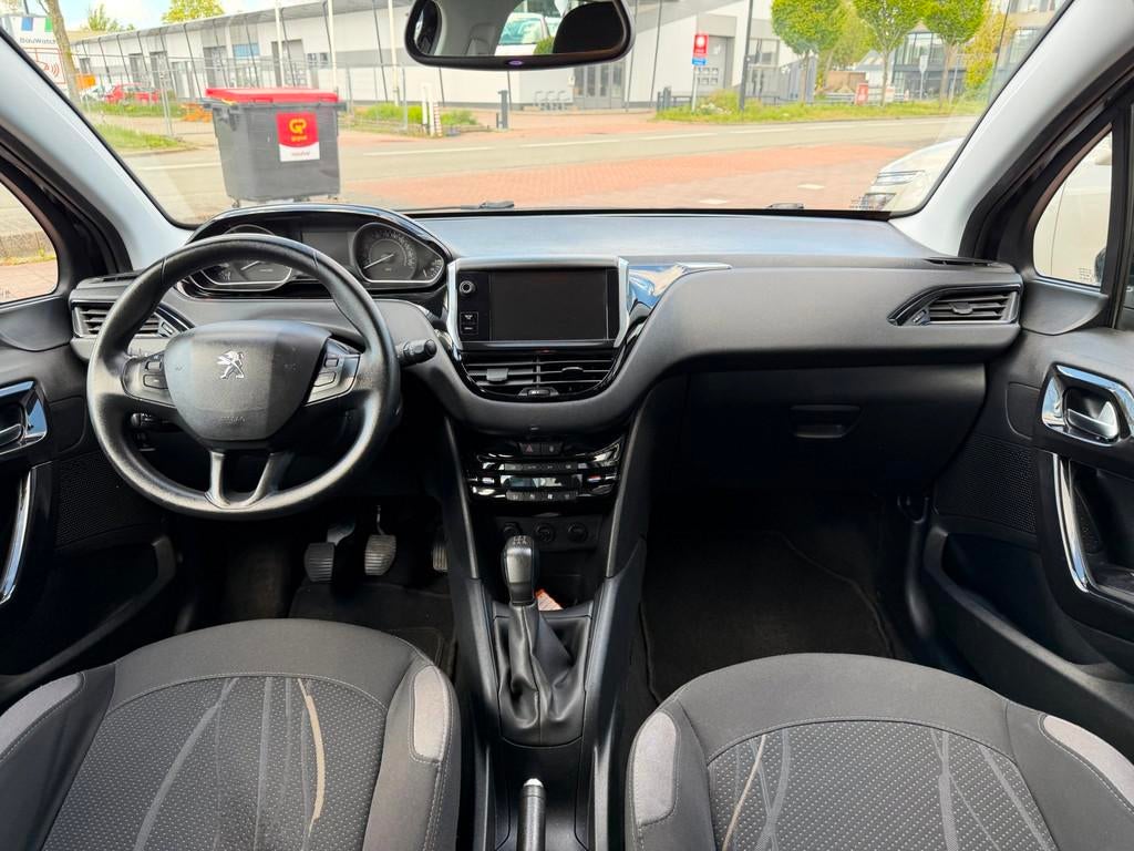 Peugeot 208 1.4 VTi Envy Clima Cruise|NAVI|Goed onderhouden!, Voorwielaandrijving, Euro 5, Stof, Zwart