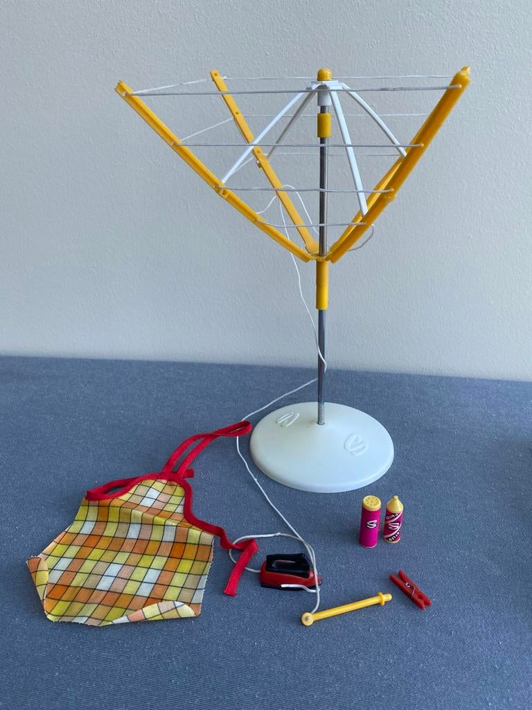 Vintage Sindy Pedigree 80 wasrek en accessoires niet Barbie, Ophalen of Verzenden, Zo goed als nieuw, Barbie
