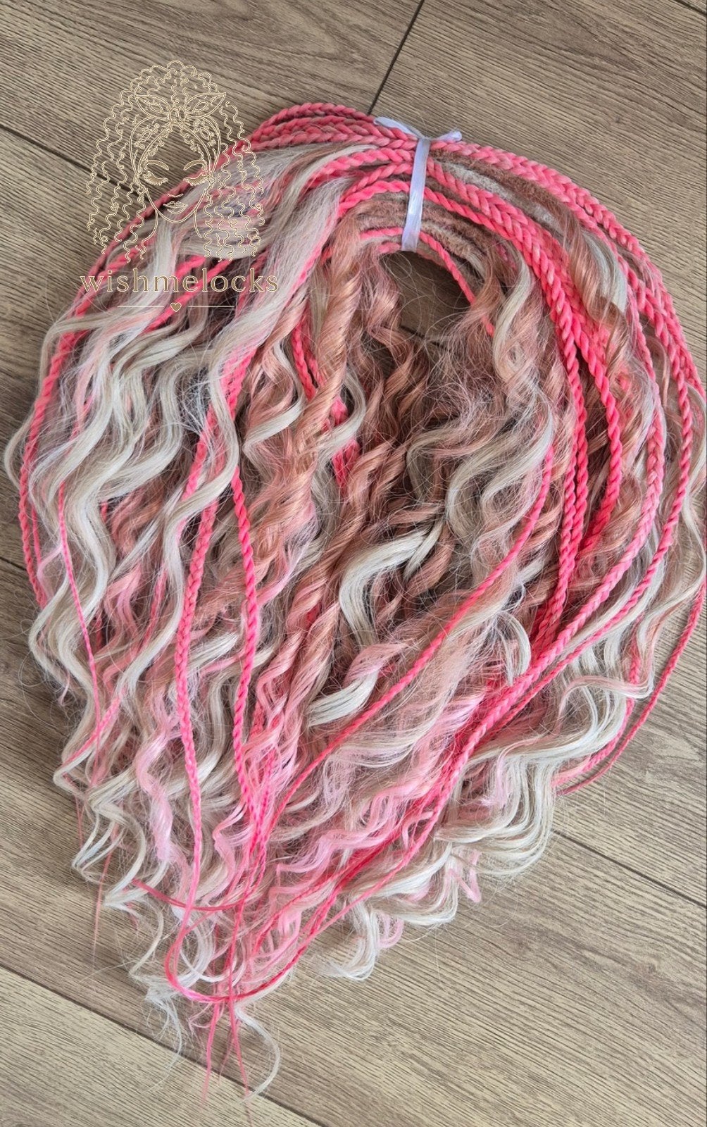 Nieuw pink set  dreadlocks krullende zomer braids 60 DE 55cm, Ophalen of Verzenden, Nieuw, Pruik of Haarverlenging