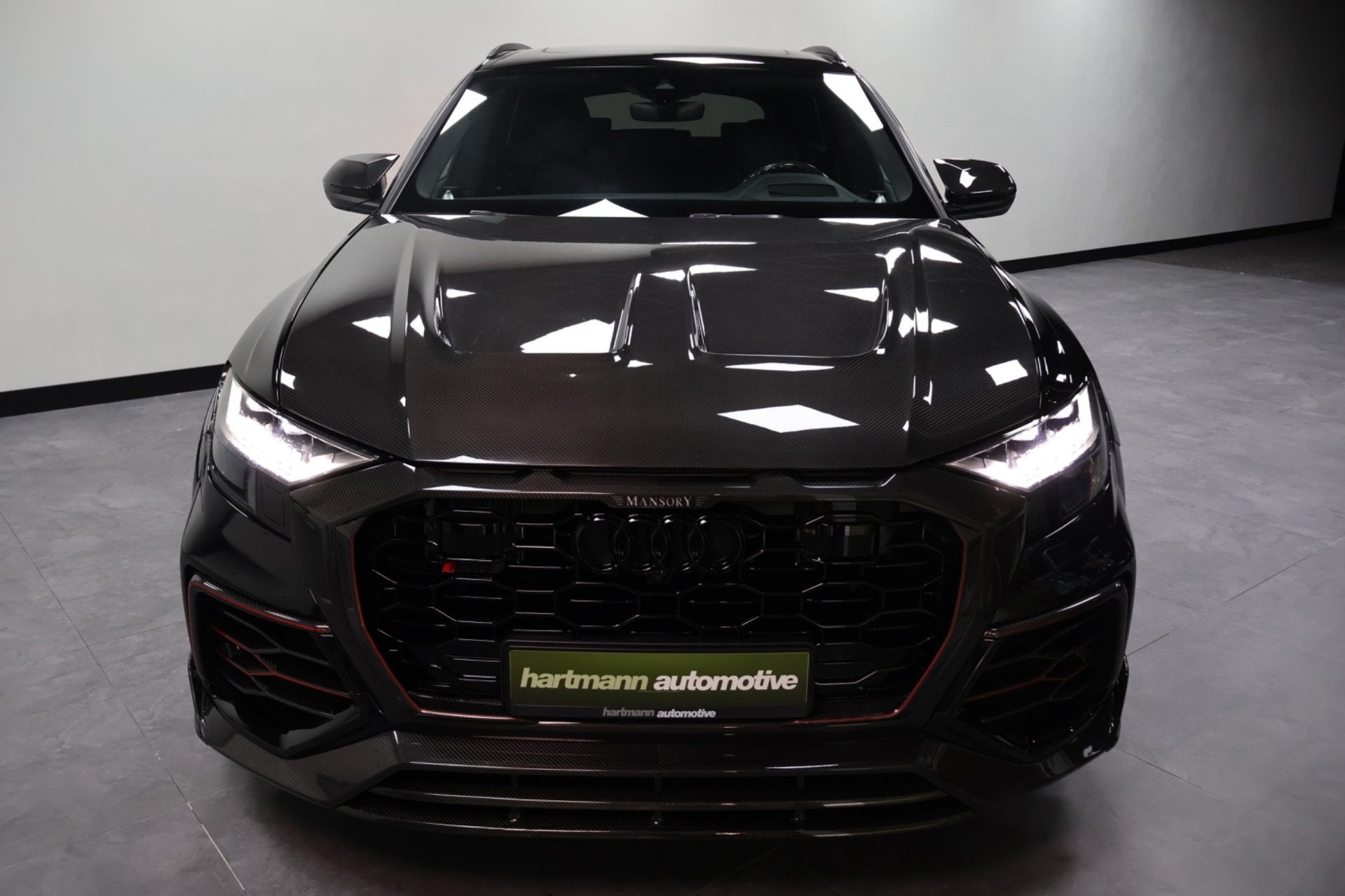 Audi Q8 4.0 TFSI RSQ8 MANSORY |LIMITED|CARBON|B&0|CERAMIC, Auto's, Automaat, Dealer onderhouden, Q8, Zwart