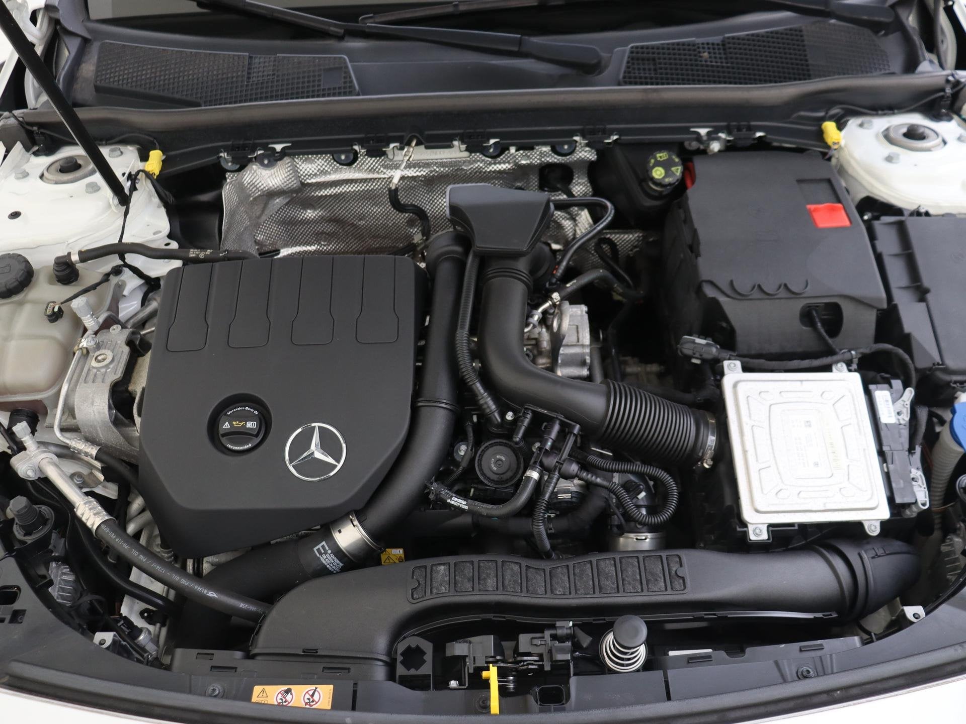 Mercedes-Benz CLA-klasse 180 Business Solution AMG /Night pa, CLA, 136 pk, Gebruikt, Euro 6