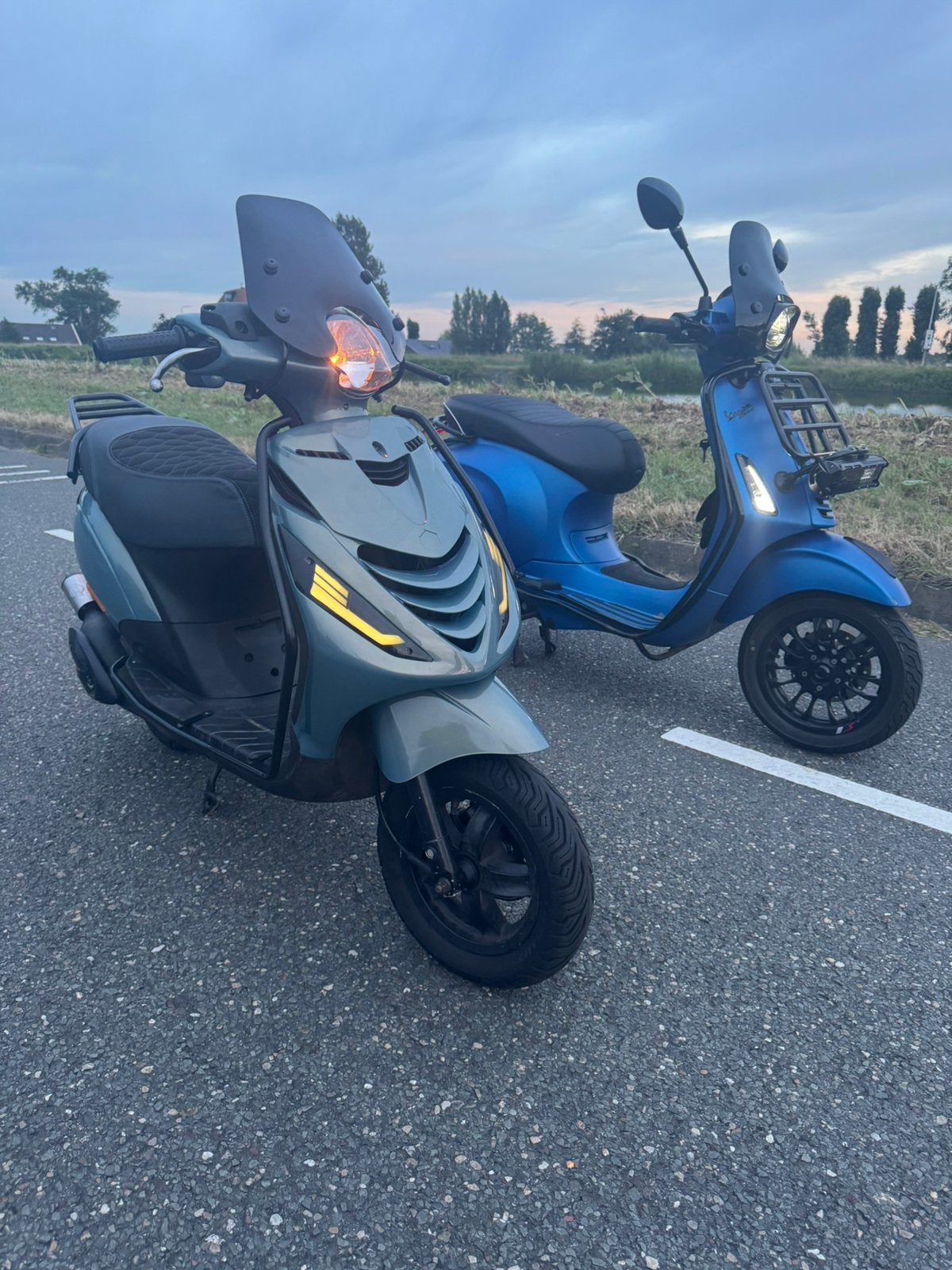 Piaggio zip, Fietsen en Brommers, Scooters | Piaggio, Ophalen, Zo goed als nieuw, Tweetakt, Zip