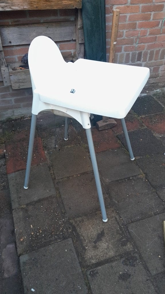 IKEA kinderstoel buiten, Ophalen, Gebruikt