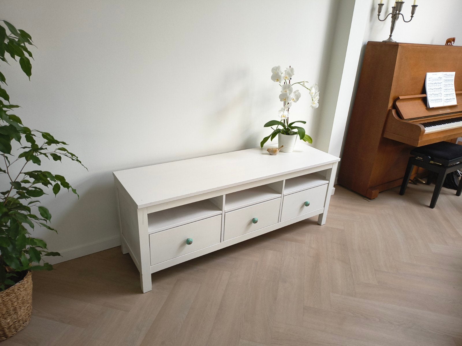 Lage TV kast met lades, 149x47x57 cm, Ophalen, 100 tot 150 cm, Zo goed als nieuw, Minder dan 100 cm