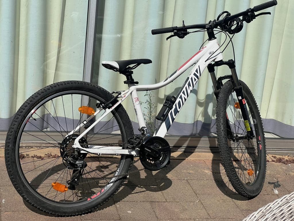 Mountainbike Conway 24 inch, Ophalen, 24 inch, Versnellingen, Zo goed als nieuw