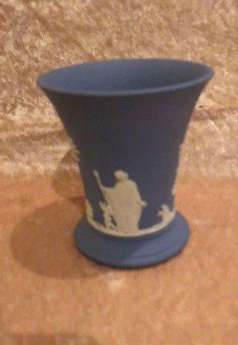 Wedgewood Vaasje, Ophalen of Verzenden
