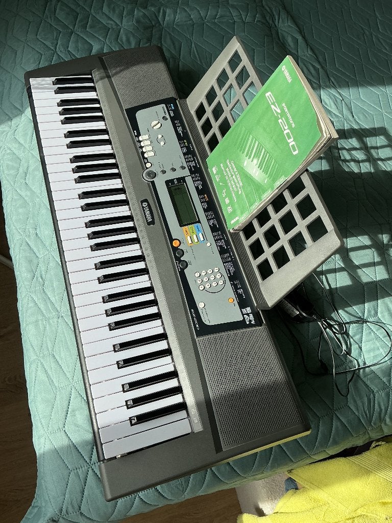 YAMAHA EZ-200 KEYBOARD, Muziek en Instrumenten, Ophalen, 61 toetsen, Yamaha, Zo goed als nieuw