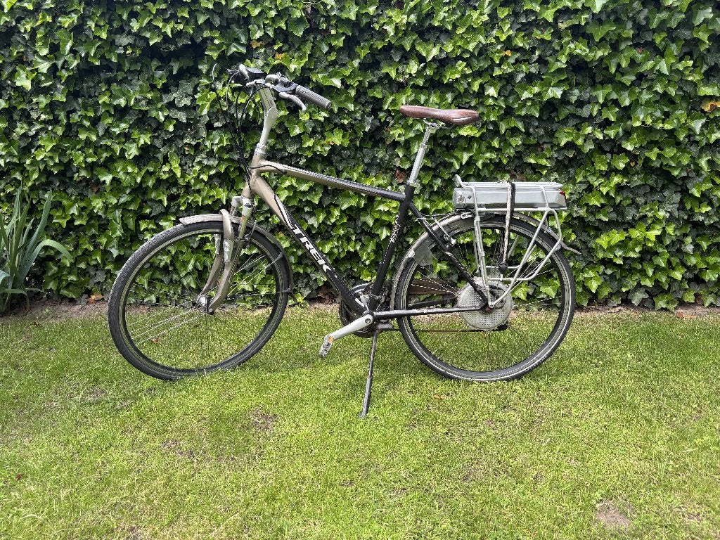 Herenfiets Trek voor onderdelen, Fietsen en Brommers, Minder dan 30 km per accu, Gebruikt, 55 tot 59 cm, Ophalen