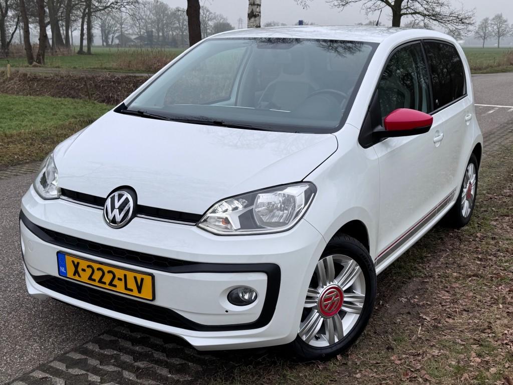 Volkswagen UP BEATS / STOELVERWARMING / PDC / CLIMA / ALCANT, Voorwielaandrijving, Gebruikt, Met garantie (alle), Bedrijf