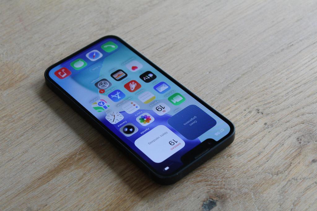 Apple iPhone 13 Mini - 128GB - Zwart | Batterij 100%, Apple, Zwart, Refurbished, IPhone 13