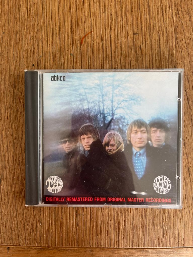 Rolling stones, betqeen the buttons, Ophalen of Verzenden, Zo goed als nieuw, Poprock