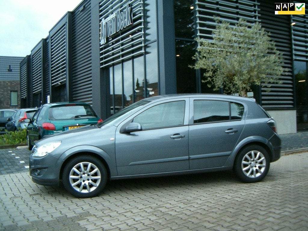 Opel Astra 1.6 Temptation met nieuwe apk, Auto's, Opel, Bedrijf, Te koop, Astra, Airbags, Airconditioning, Boordcomputer, Centrale vergrendeling