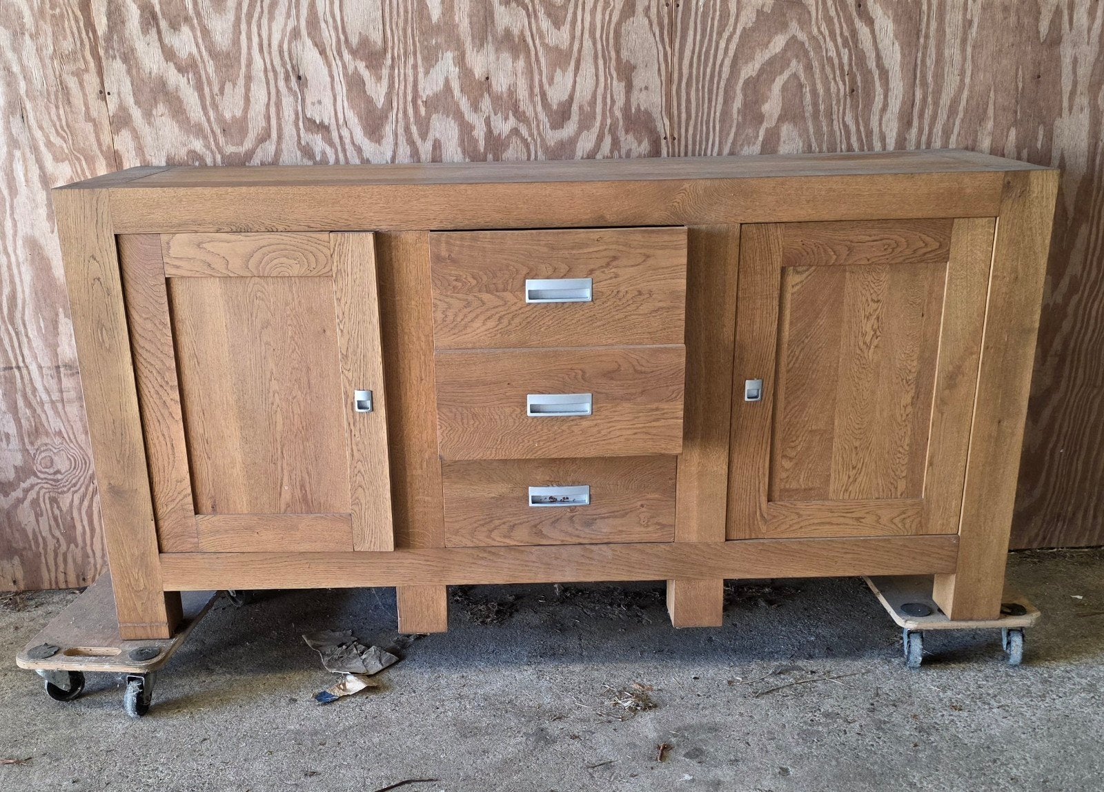 Opknapper; Eikenhouten dressoir met lades en deuren TEAB, Gebruikt, Met lade(s), 150 tot 200 cm, Ophalen of Verzenden