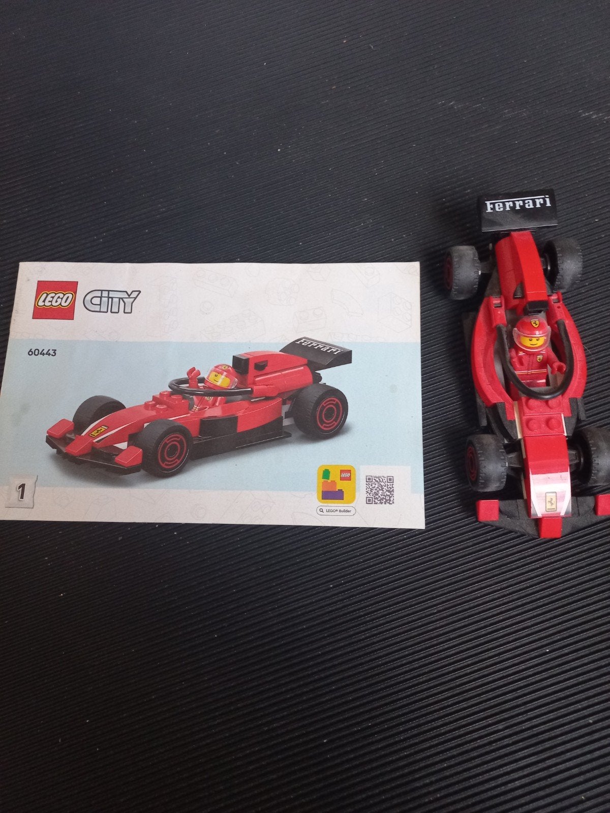 LEGO City Ferrari Formule 1 Raceauto 60443 met instructies, Ophalen