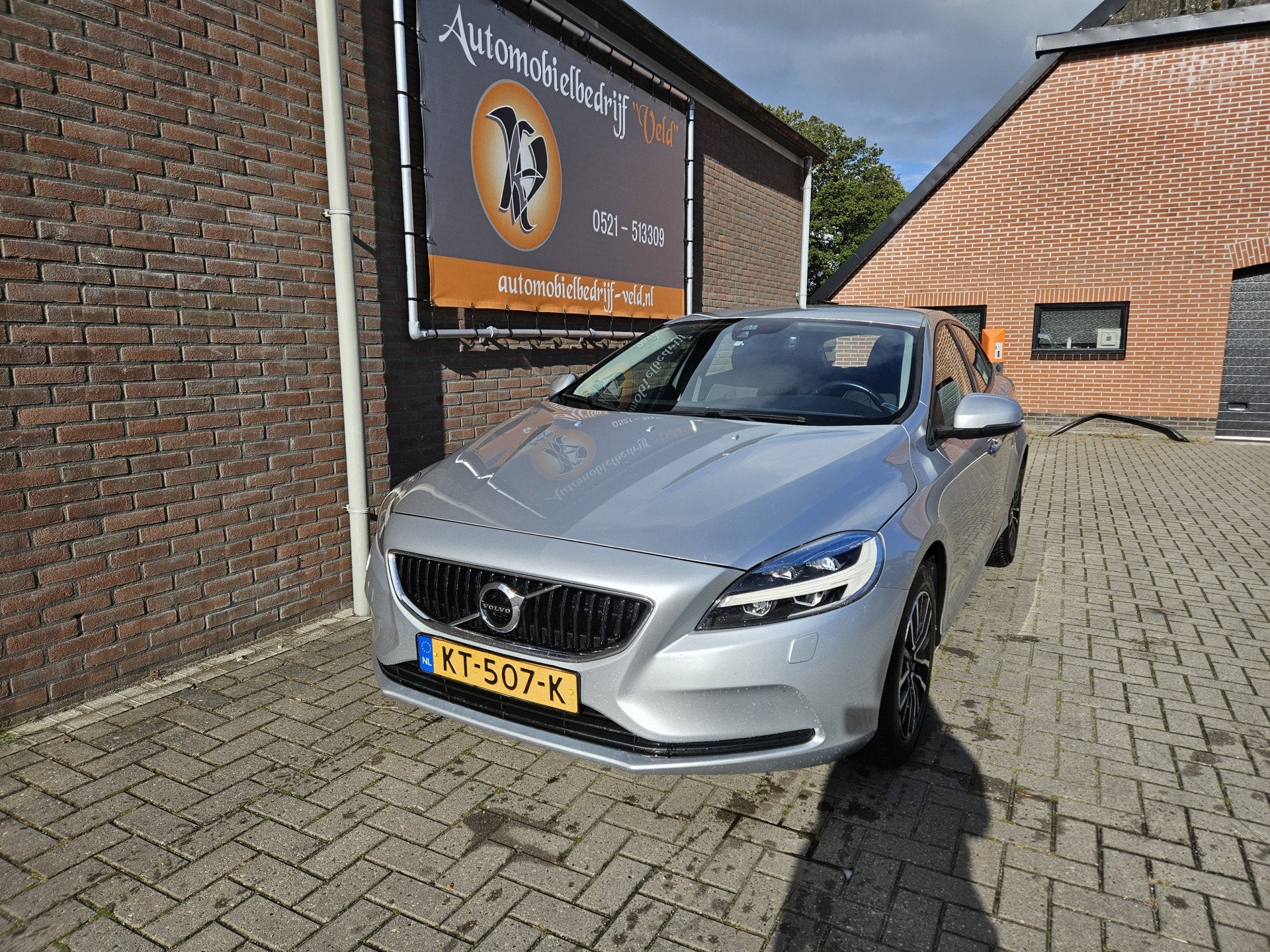 Volvo V40 2.0 D2 Nordic+ (bj 2016), Auto's, Voorwielaandrijving, Gebruikt, 4 cilinders, 1969 cc
