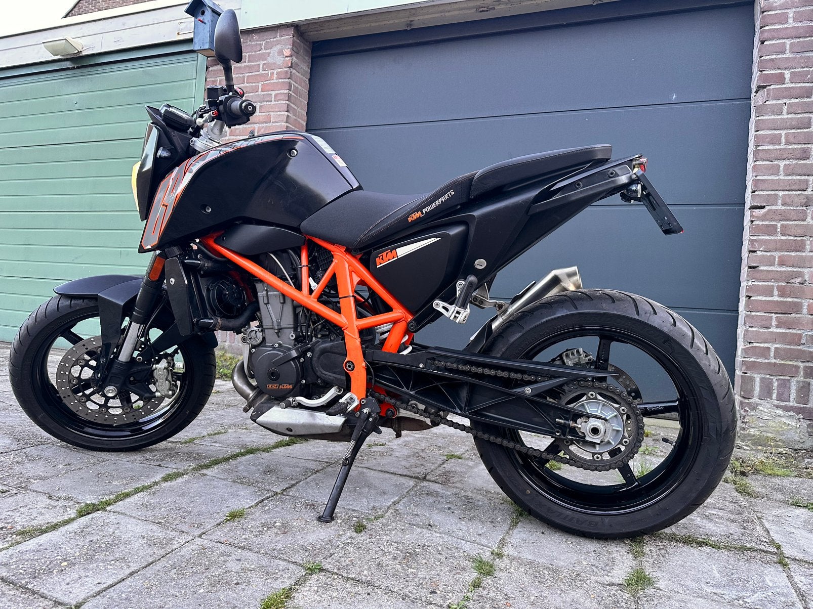 Ktm 690 duke, Particulier, Naked bike