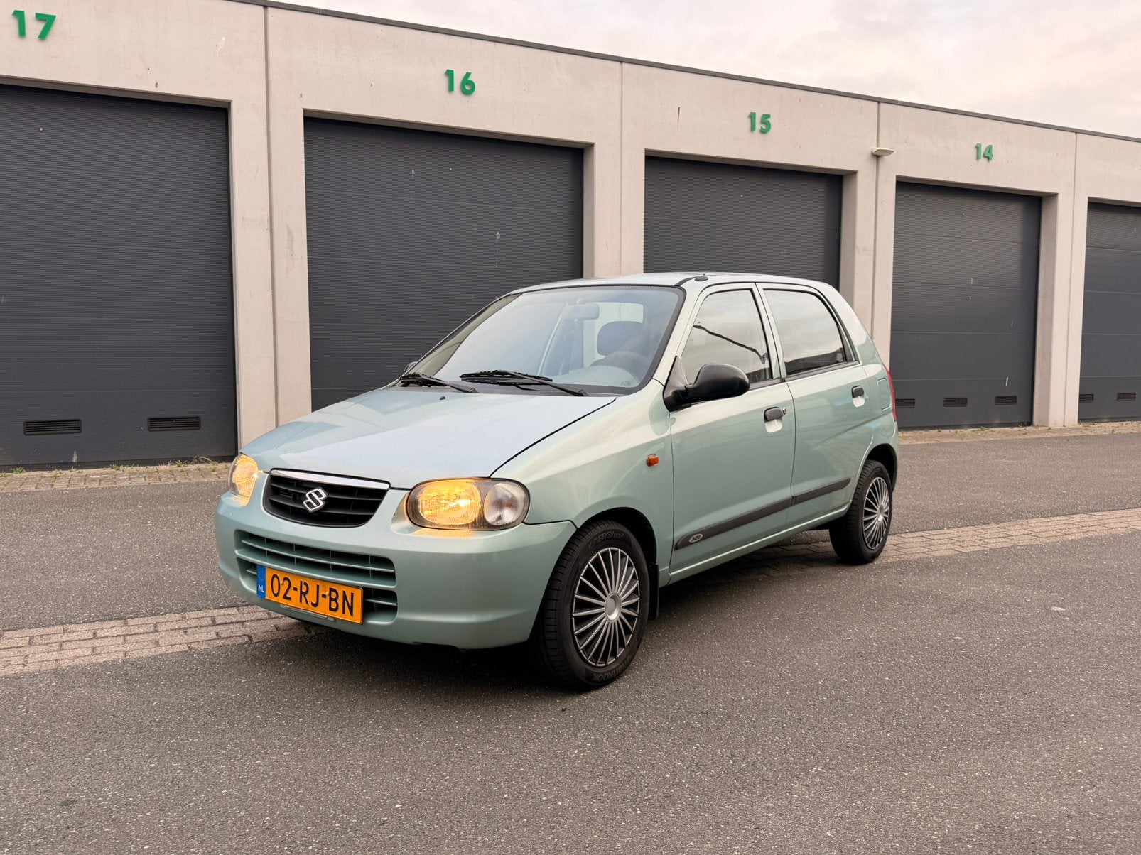 Suzuki Alto 1.1 AUT 2005 Groen, Auto's, Suzuki, Stof, 4 cilinders, 4 stoelen, Elektrische ramen