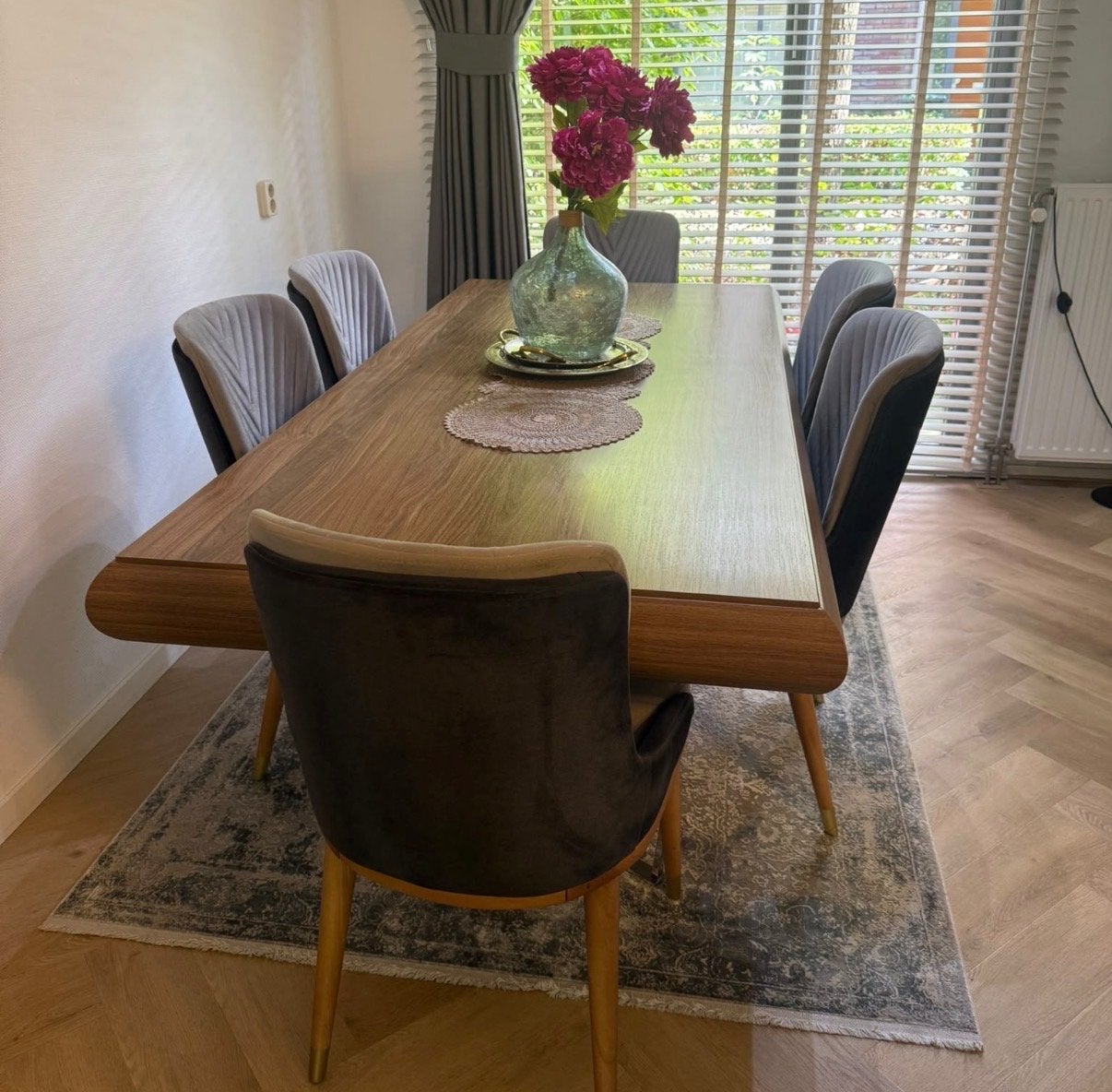Elegante eettafel met 6 stoelen - Zo goed als nieuw, Ophalen, 50 tot 100 cm, Zo goed als nieuw, Vijf personen of meer