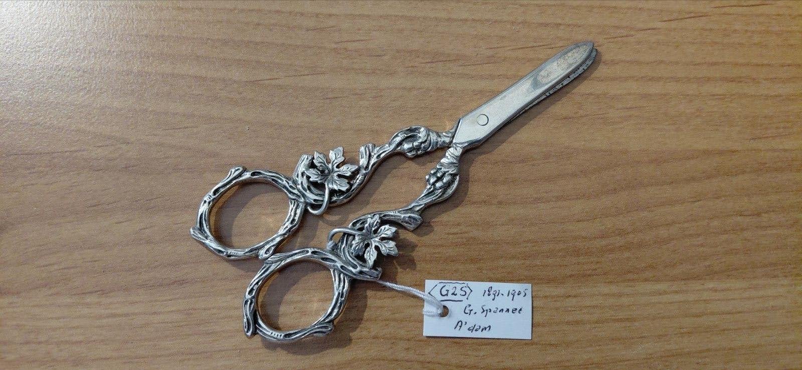 Antiek, zilveren druivenschaartje, Antiek en Kunst, Verzenden, Zilver