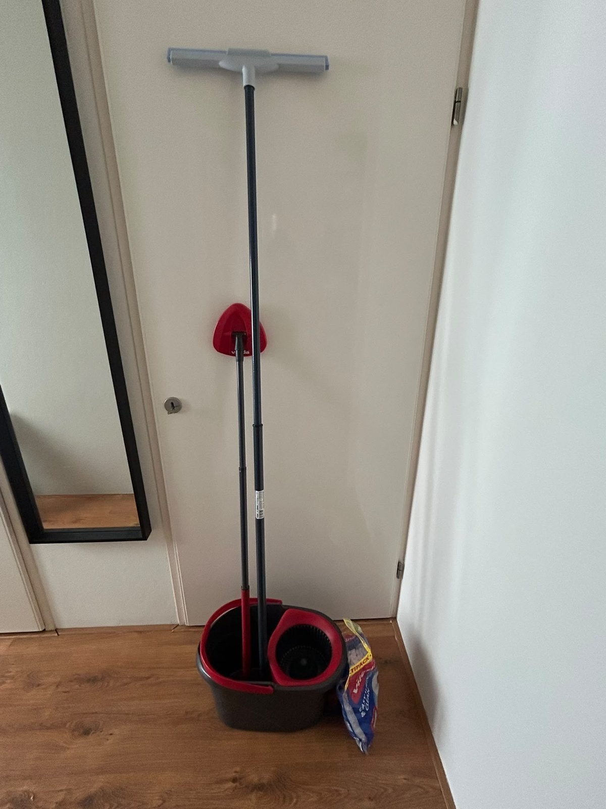 Vileda Easy Wring & Clean dweilsysteem met extra mop, Ophalen, Dweilemmer, -bak, of -wagen