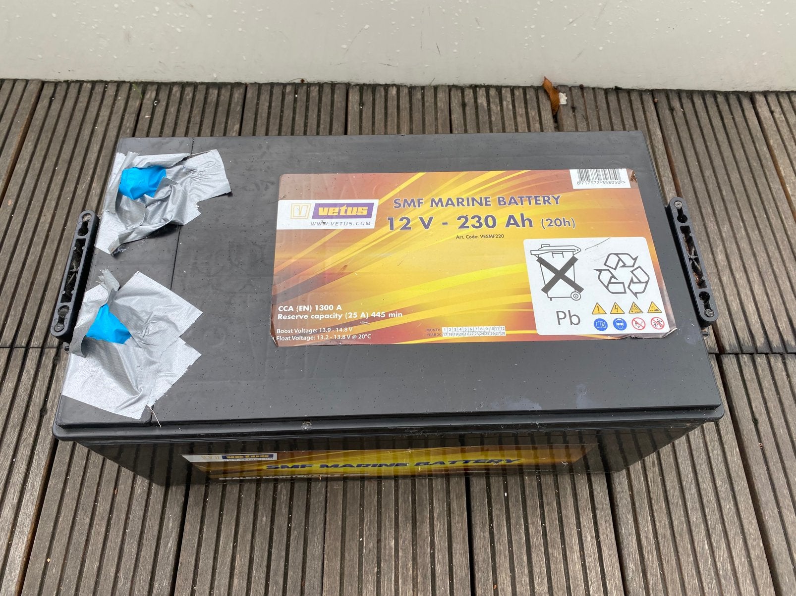 Vetus VESMF 12v 230ah accu, Gebruikt