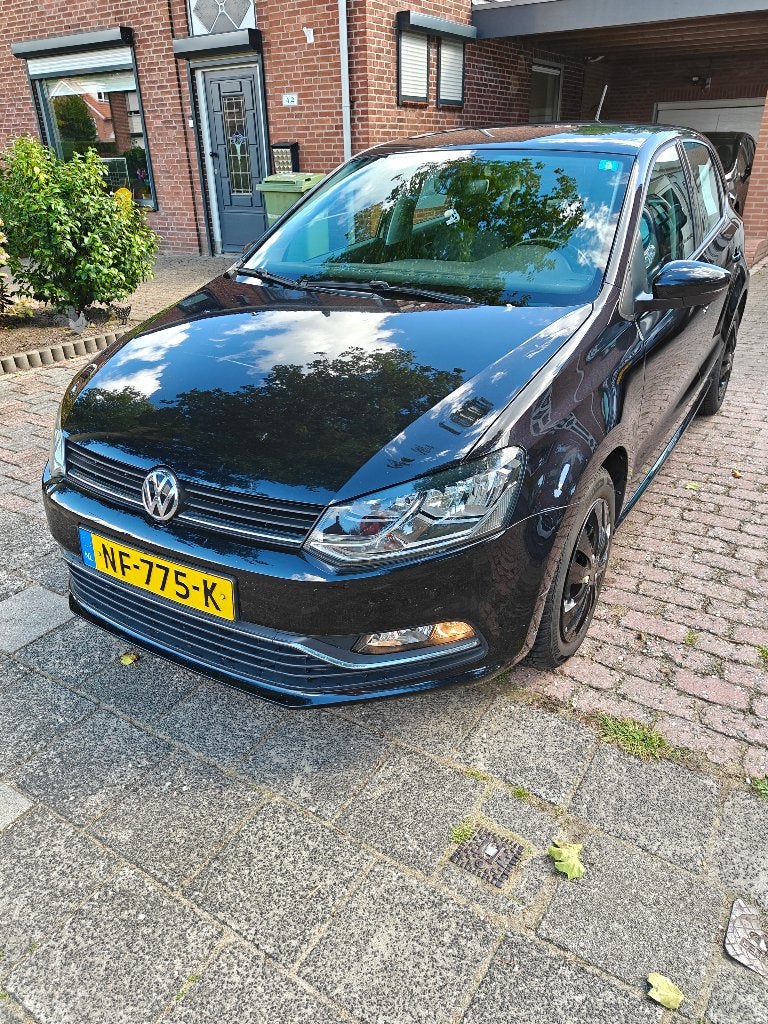Volkswagen Polo 1.2 TSI 66KW 2017 Zwart, Auto's, Voorwielaandrijving, Stof, 40 €/maand, Zwart