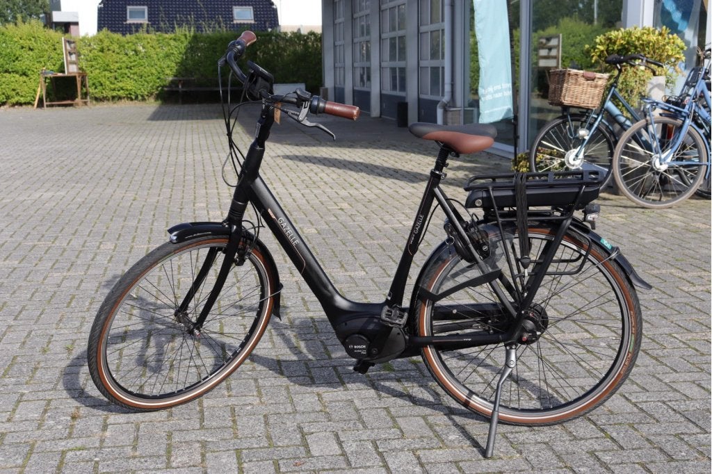 Foto 3 van Gazelle Orange C8 l Bosch Active Plus l 400wh l 61cm