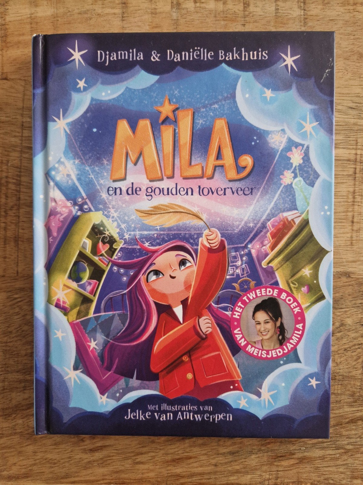 Mila en de gouden toverveer, Boeken, Ophalen, Zo goed als nieuw, Djamila & Daniëlle Bakhuis, Fictie algemeen