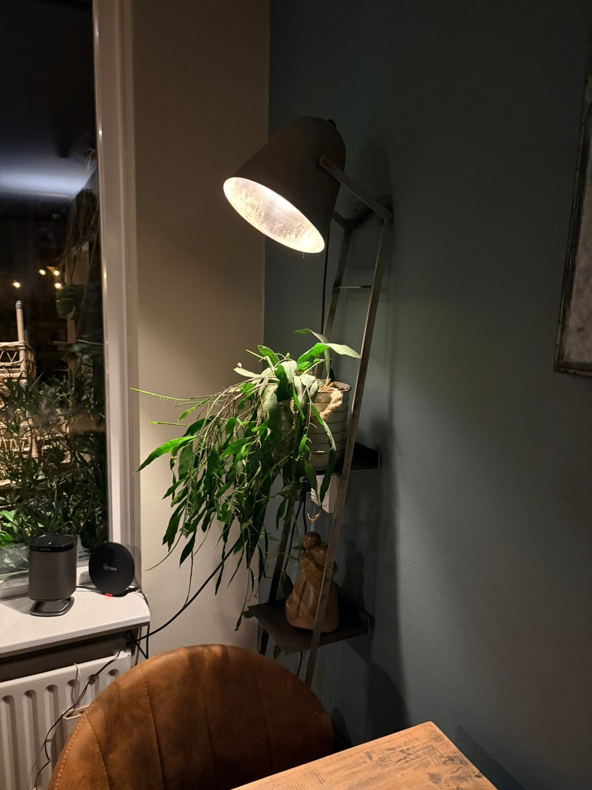 Wandrek met lamp, Huis en Inrichting, Lampen | Vloerlampen, Ophalen, Zo goed als nieuw, 150 tot 200 cm