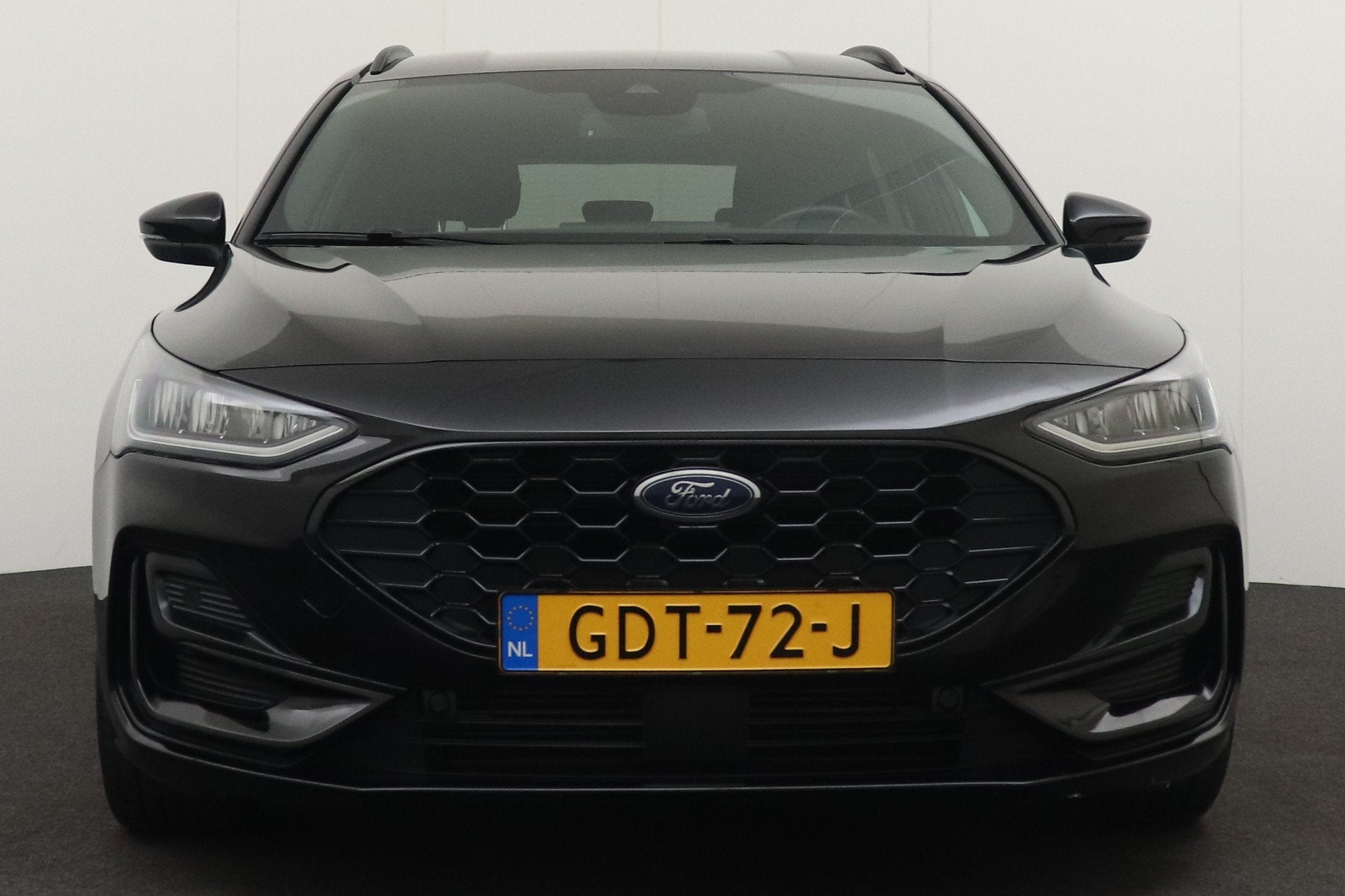 Ford FOCUS Wagon 124 PK Hybrid ST Line Stuur+Stoelverw. Clim, Auto's, Ford, Dealer onderhouden, Stof, Gebruikt, Zwart