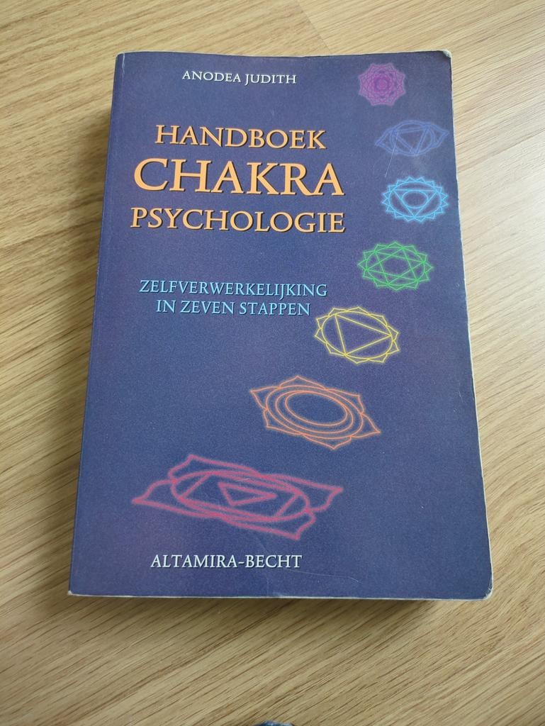 Handboek chakra psychologie, Ophalen of Verzenden, Zo goed als nieuw, Spiritualiteit algemeen, Achtergrond en Informatie