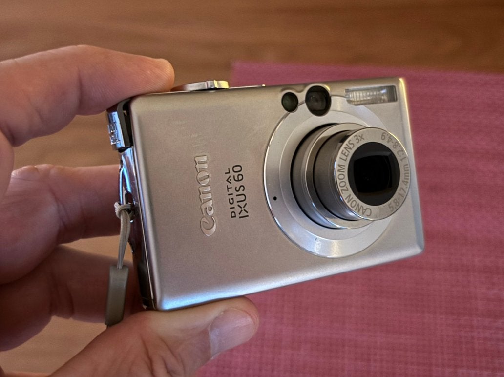 Prachtige Canon Digital IXUS 60 | Y2K Vintage Digicam |, Ingebouwde flitser, Gebruikt, Accu, Canon
