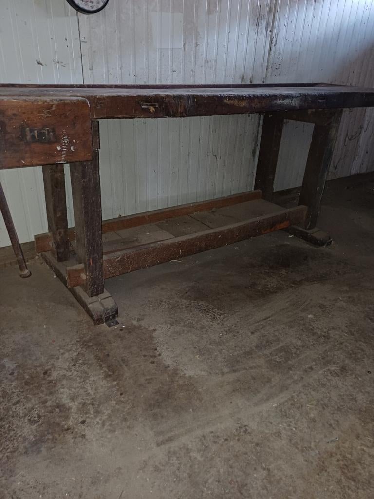 Robuuste houten werkbank met bankschroef, Doe-het-zelf en Verbouw, Werkbanken, Ophalen, Gebruikt, 170 cm of meer, Bankschroef